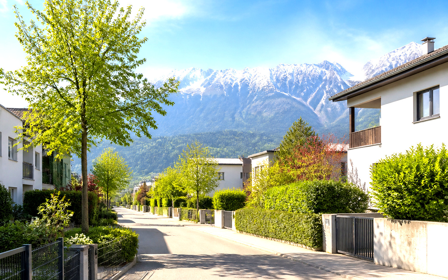 Viertel und Wege als helles Symbolbild für innsbruckerin.at
